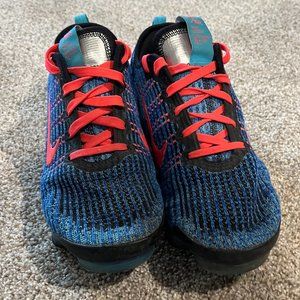Nike youth vapormax Size 5 boys